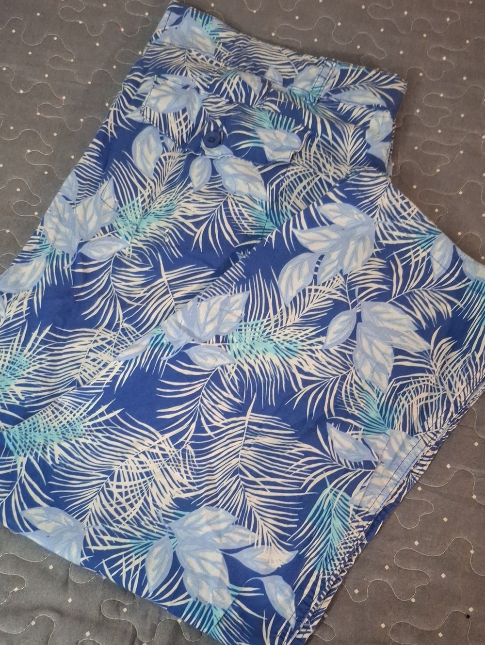 Caribbean Joe Blue Tropical Print Cropped pants size 14